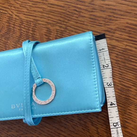 Bulgari parfums satin clutch light blue - Picture 10 of 11
